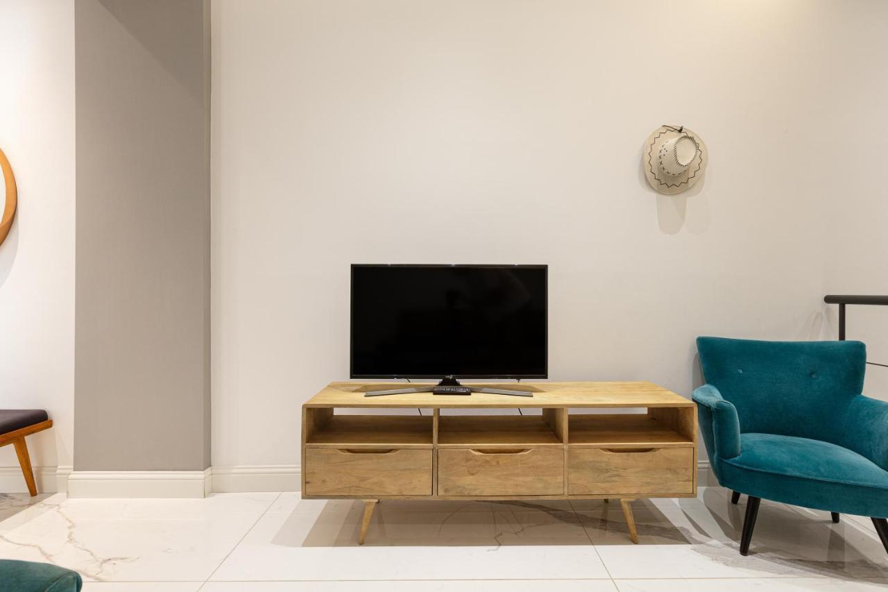 Apt Milano-moscova Con Terrazzo Condiviso * Milan